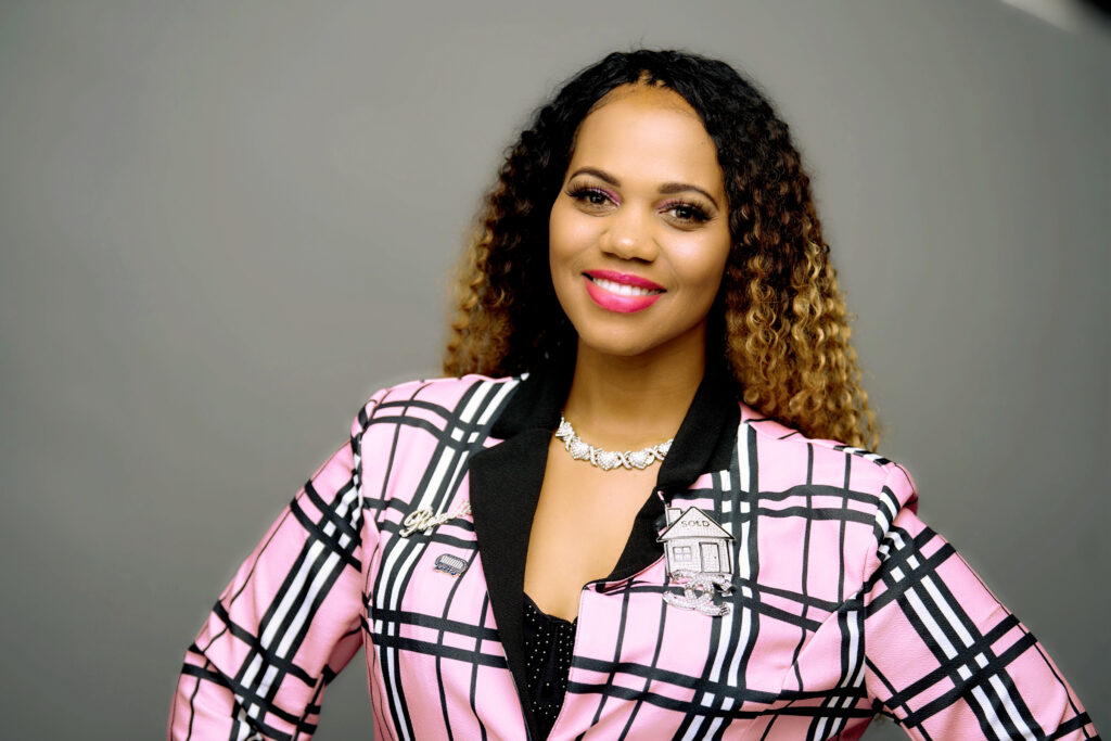 Tesha Perry, Broker and Owner of New Life Realty Group
